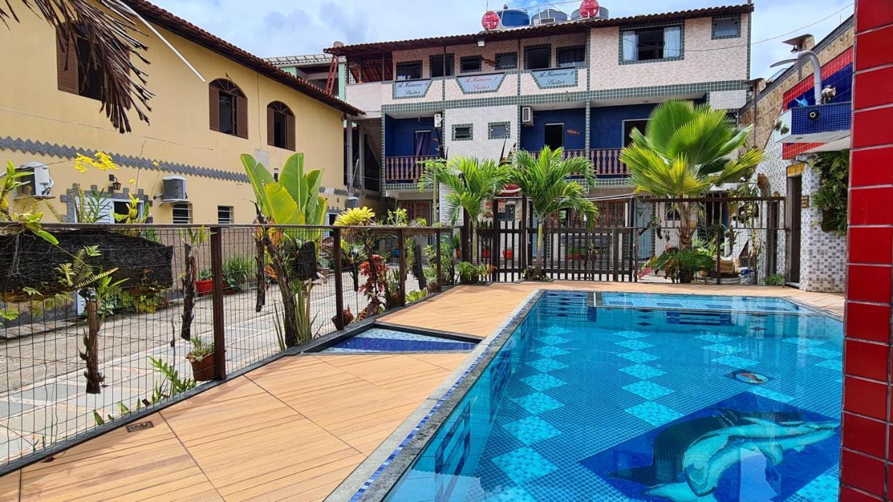 A Numero 1 Suites - Praia Do Morro กวาราปารี ภายนอก รูปภาพ